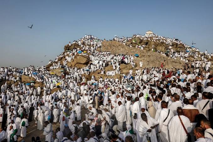 Les étapes du Hajj : guide complet pour comprendre le pèlerinage